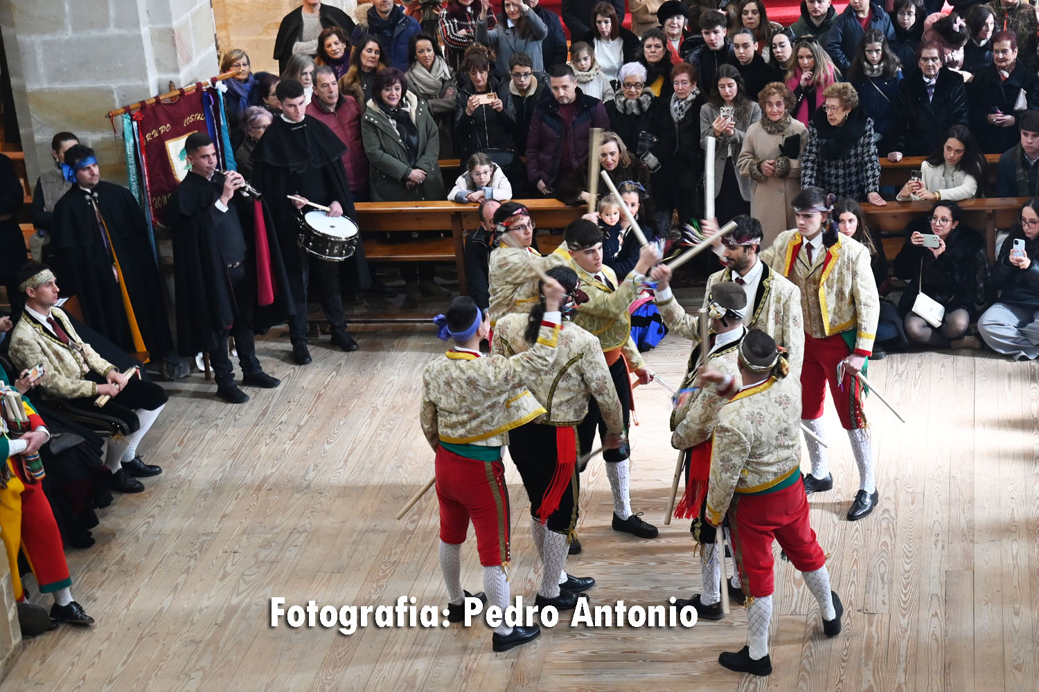 DANZANTES DE HONTORIA DEL PINAR,DANZAS DEL PALOTEO