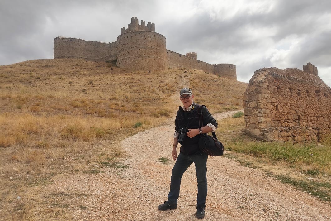   TORRES Y CASTILLOS DE ESPAÑA TRAS LA CAMARA CON PEDRO ANTONIO