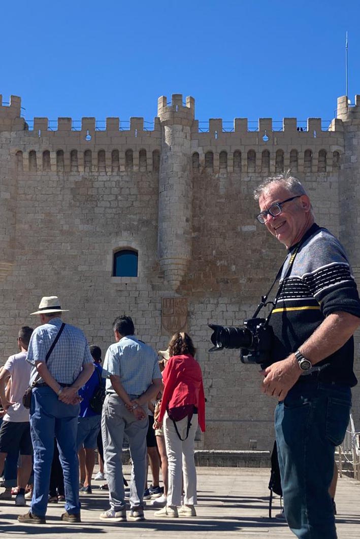   TORRES Y CASTILLOS DE ESPAÑA TRAS LA CAMARA CON PEDRO ANTONIO