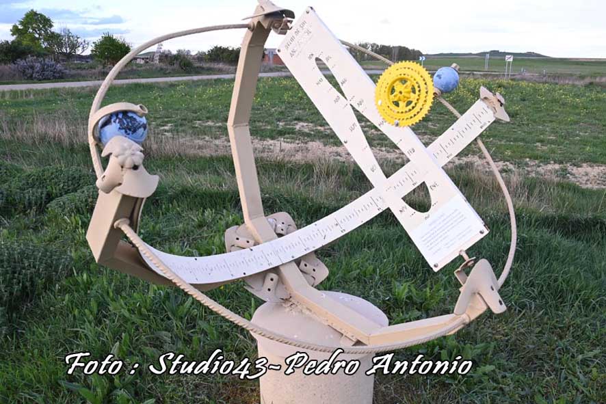  RELOJ DE SOL ANALEMATICO DE MARCILLA DE CAMPOS,PALENCIA