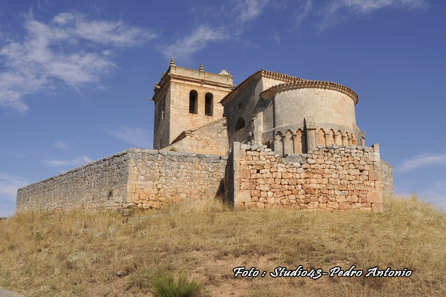 IGLESIA DE SAN PEDRO EN CASTRILLO SOLARANA