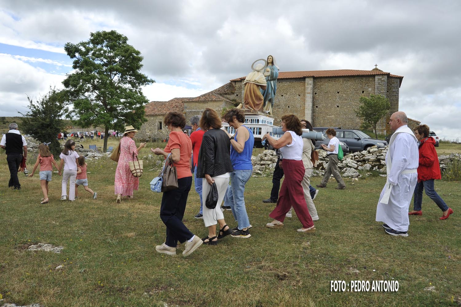 ROMERIA DE SANTA ISABEL,EL ALMIÑE,VALLE VALDIVIELSO